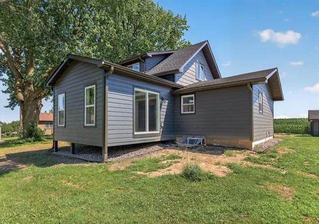 Photo 3 of Single family home for sale at 5146 Cleveland St, Lonsdale, MN 55046 | MLS# 7115885 | Listing updated on 2026-08-11