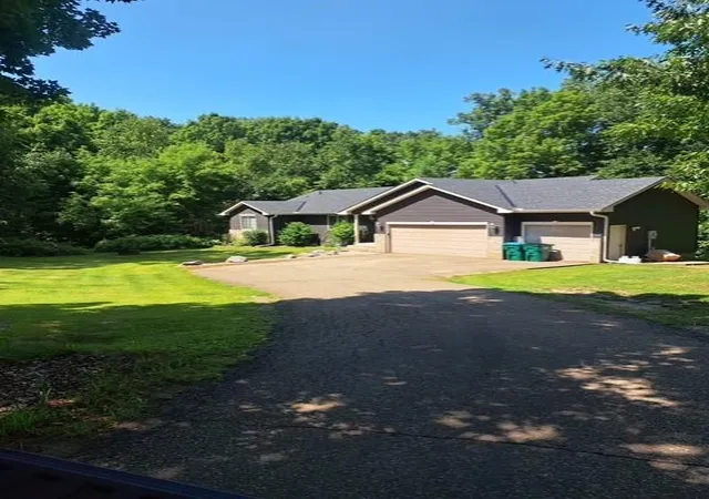 2nd image of 6895 Hillendale Rd Nw, Elk River, MN 55330 | MLS# 7115890
