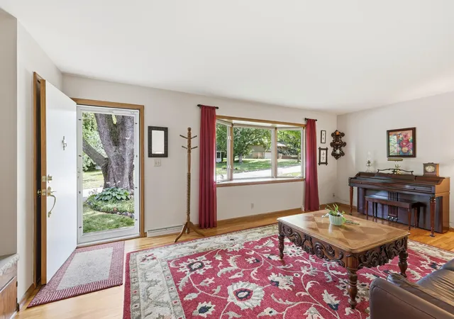 Photo 3 of Sale Pending at 5356 Holiday Rd, Minnetonka, MN 55345 | MLS# 7115900 | Listing updated on 2026-08-24