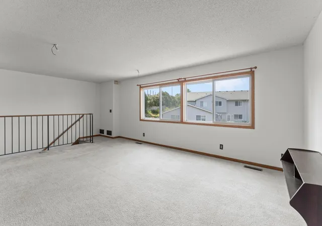 5th image of 13981 60th St Ct N, Stillwater, MN 55082