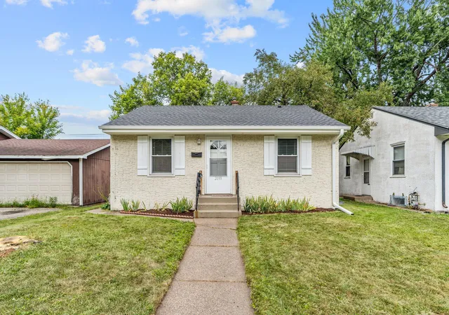Photo 2 of Single family home for sale at 2099 Minnehaha Ave E, Saint Paul, MN 55119 | MLS# 7115939 | Listing updated on 2026-10-13