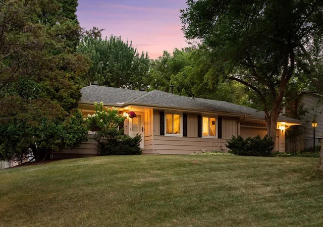 Photo 2 of Sale Pending at 13101 Oakland Dr, Burnsville, MN 55337 | MLS# 7115984 | Listing updated on 2026-08-17