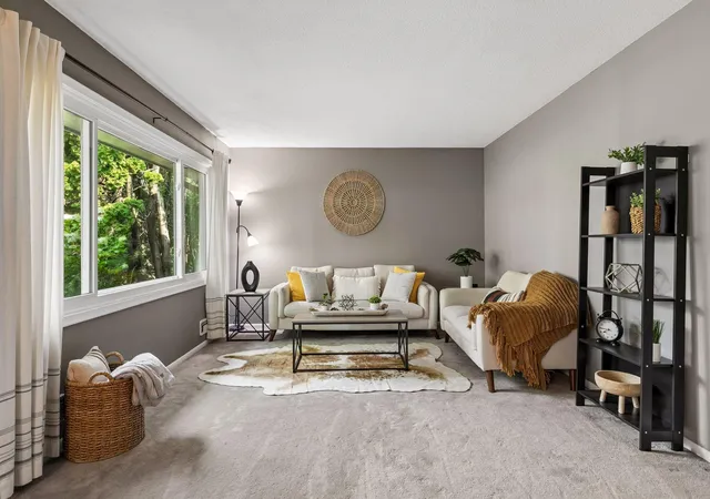 Photo 5 of Sale Pending at 13101 Oakland Dr, Burnsville, MN 55337 | MLS# 7115984 | Listing updated on 2026-08-17