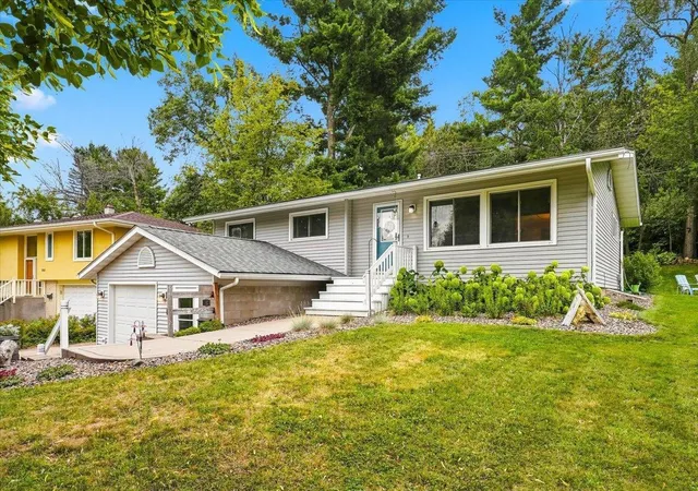 2nd image of 942 Morgan Rd, River Falls, WI 54022 | MLS# 7115987