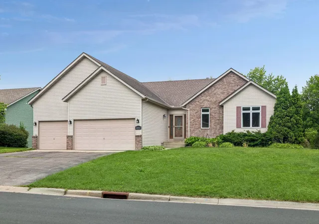 1st image of 14314 Robin Rd Ne, Prior Lake, MN 55372 | MLS# 7116034