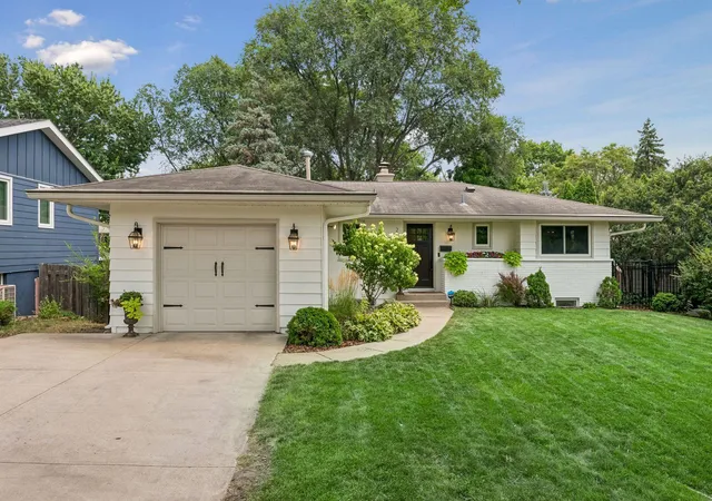 2nd image of 2349 Texas Ave S, Minneapolis, MN 55426 | MLS# 7116038