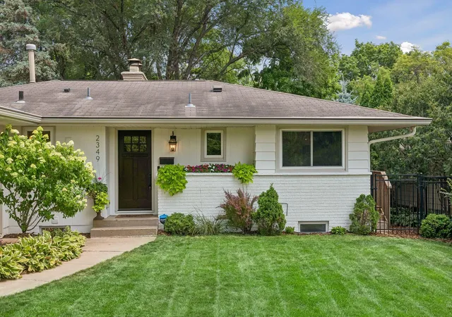 3rd image of 2349 Texas Ave S, Minneapolis, MN 55426 | MLS# 7116038