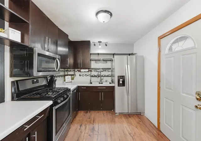 Photo 3 of Single family home for sale at 1017 25th Avenue N, Saint Cloud, MN 56303 | MLS# 7116048 | Listing updated on 2026-10-07