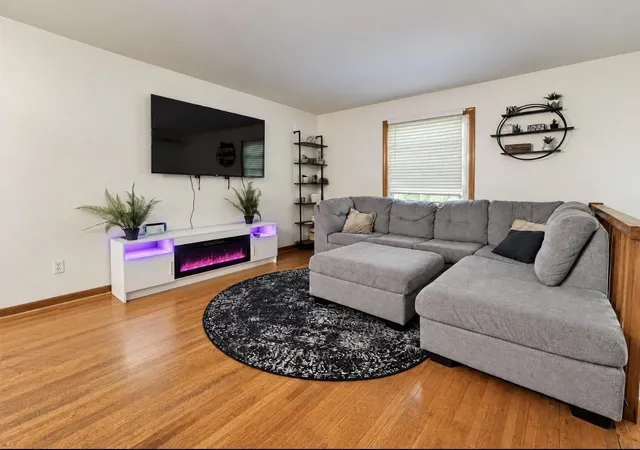 Photo 4 of Single family home for sale at 1017 25th Avenue N, Saint Cloud, MN 56303 | MLS# 7116048 | Listing updated on 2026-10-12