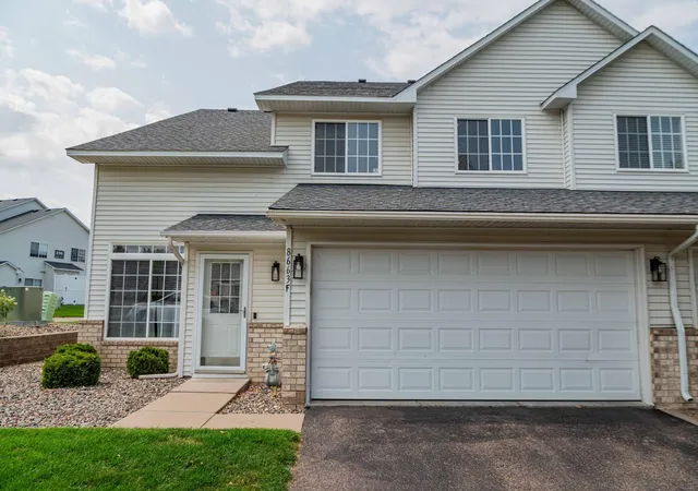 Photo 1 of Single family home for sale at 8663 Quarry Ridge Ln #F, Saint Paul, MN 55125 | MLS# 7116079 | Listing updated on 2026-10-21