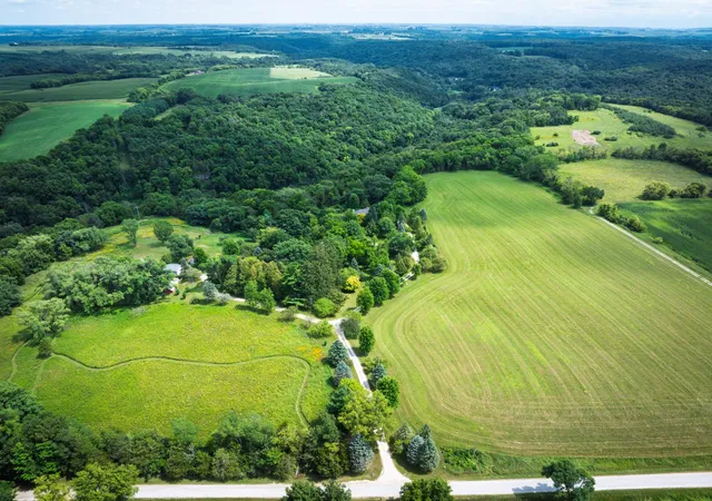 1st image of 18123 Deer Rd, Lanesboro, MN 55949 | MLS# 7116091