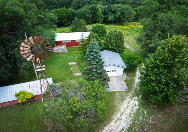 Photo 3 of Single family home for sale at 18123 Deer Rd, Lanesboro, MN 55949 | MLS# 7116091 | Listing updated on 2026-09-02