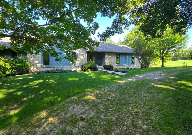 4th image of 18123 Deer Rd, Lanesboro, MN 55949 | MLS# 7116091