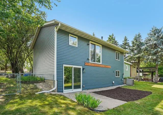 17th image of 18120 Echo Dr, Farmington, MN 55024 | MLS# 7116096