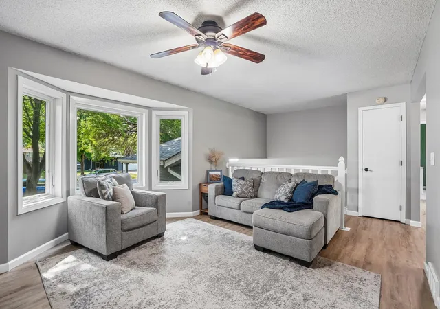 2nd image of 18120 Echo Dr, Farmington, MN 55024 | MLS# 7116096