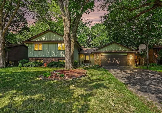 Photo 1 of Sale Pending at 10852 Fillmore St Ne, Minneapolis, MN 55434 | MLS# 7116118 | Listing updated on 2026-08-11