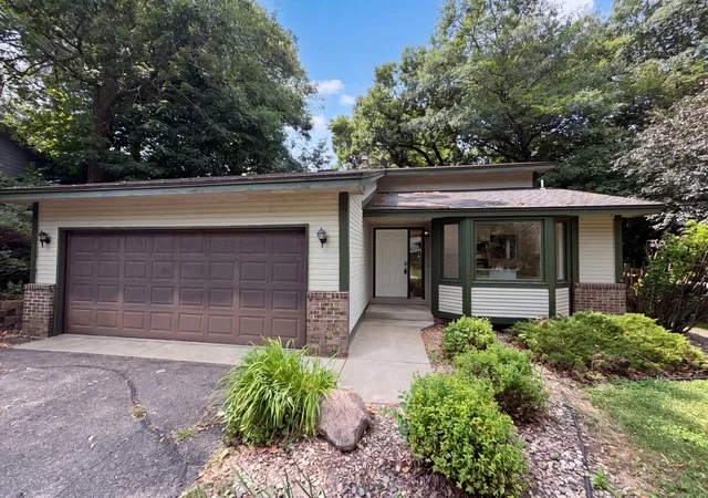 1st image of 2601 Setter Cir, Mound, MN 55364 | MLS# 7116129
