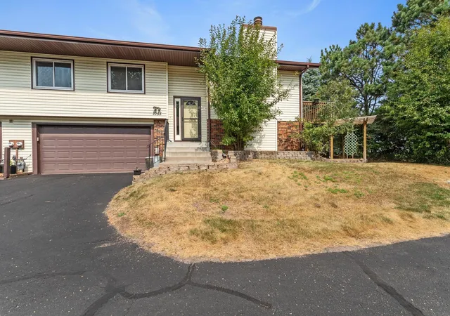 Photo 18 of Single family home for sale at 1055 Bridge St, Saint Paul, MN 55126 | MLS# 7116134 | Listing updated on 2026-08-24