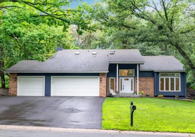 1st image of 4816 Kingsdale Dr, Minneapolis, MN 55437 | MLS# 7116138