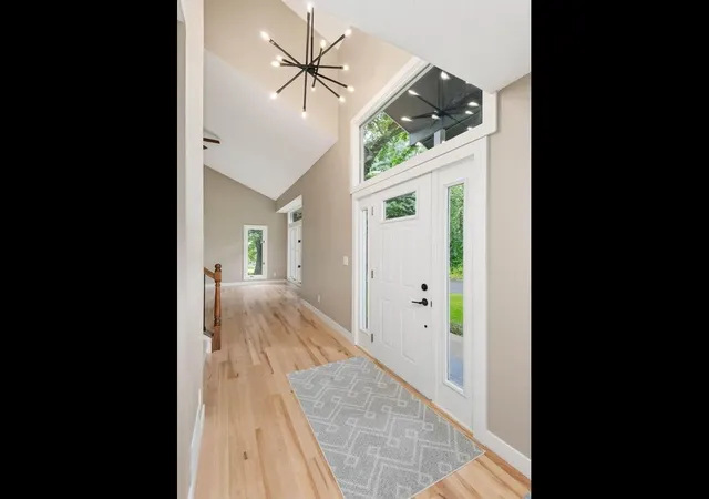 3rd image of 4816 Kingsdale Dr, Minneapolis, MN 55437 | MLS# 7116138