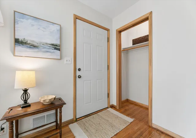 2nd image of 735 E 2nd St, Litchfield, MN 55355 | MLS# 7116189
