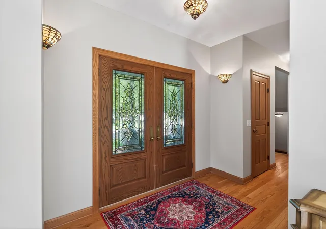 Photo 4 of Single family home for sale at 11224 Halstead Trl, Saint Paul, MN 55129 | MLS# 7116206 | Listing updated on 2026-09-25