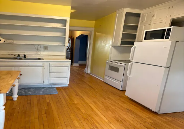 3rd image of 1117 E 10th Street, Duluth, MN 55805 | MLS# 7116211