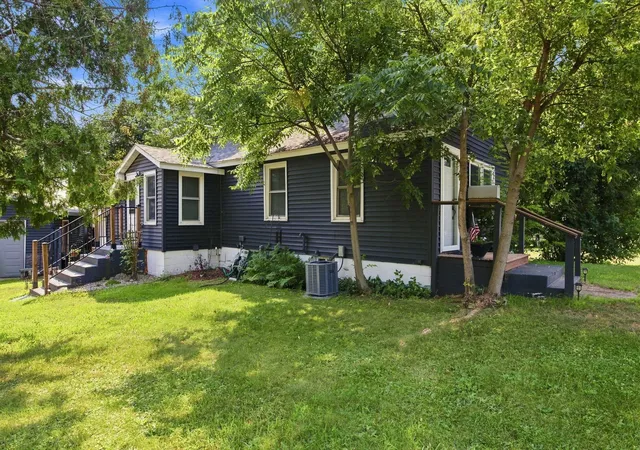 Photo 3 of Single family home for sale at 906 Scribner St, Spooner, WI 54801 | MLS# 7116223 | Listing updated on 2026-09-18