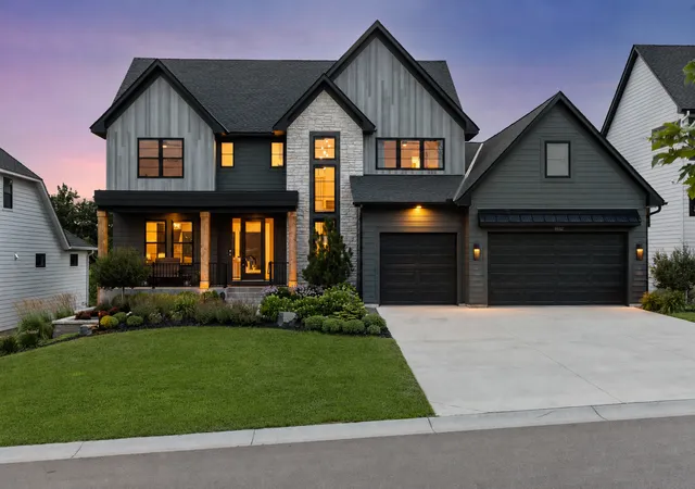 1st image of 9592 Iron Horse Rd, Saint Paul, MN 55129 | MLS# 7116228