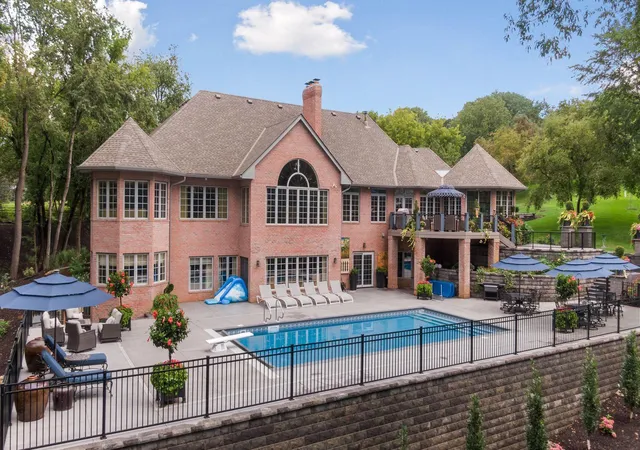 Photo 62 of Single family home for sale at 300 Salem Church Rd, Saint Paul, MN 55118 | MLS# 7116245 | Listing updated on 2026-08-05