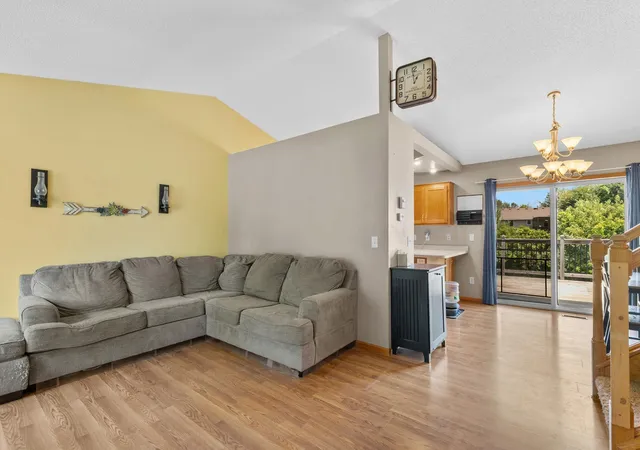 4th image of 1980 Bridgewater Blvd S, Cambridge, MN 55008 | MLS# 7116272