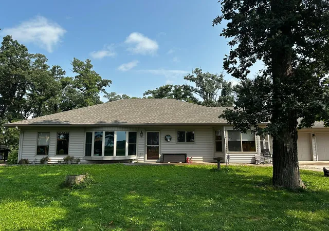 3rd image of 52404 320Th St, Blooming Prairie, MN 55917 | MLS# 7116283