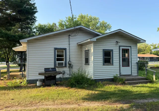 2nd image of 106 2nd St Ne, Twin Valley, MN 56584 | MLS# 7116322