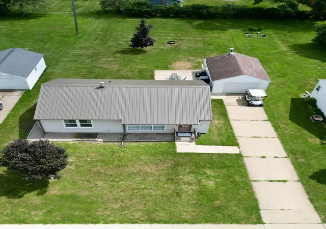Photo 3 of Sale Pending at 617 Lyndale Ave, Spring Valley, MN 55975 | MLS# 7116325 | Listing updated on 2026-08-06