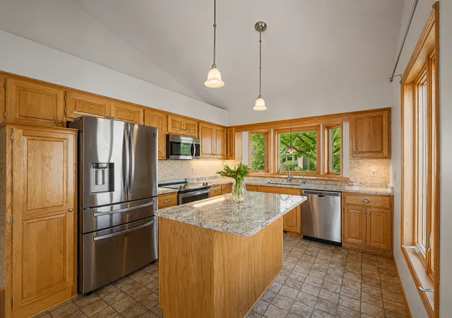 Photo 2 of Single family home for sale at 14313 Savanna Oaks Dr, Savage, MN 55378 | MLS# 7116335 | Listing updated on 2026-08-14