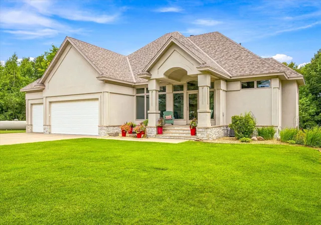 1st image of 35475 Palisade Dr Ne, Cambridge, MN 55008 | MLS# 7116347