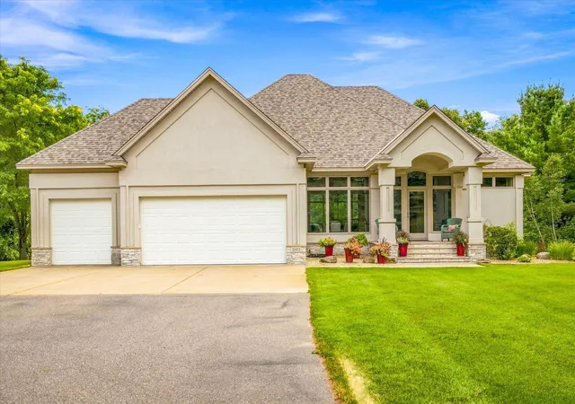 2nd image of 35475 Palisade Dr Ne, Cambridge, MN 55008 | MLS# 7116347