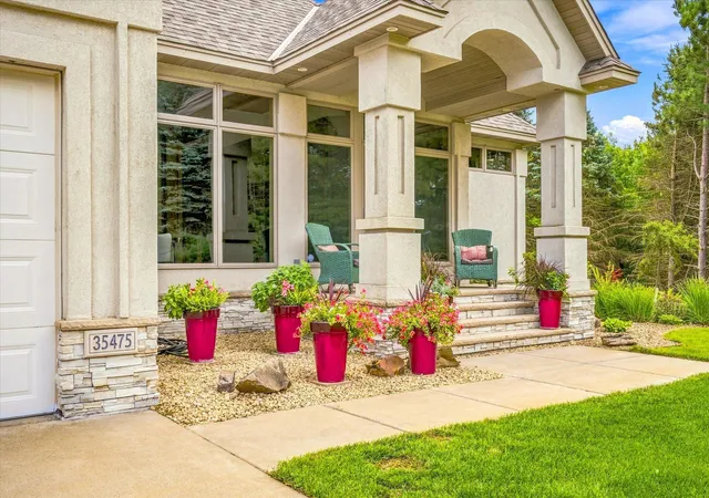 4th image of 35475 Palisade Dr Ne, Cambridge, MN 55008 | MLS# 7116347