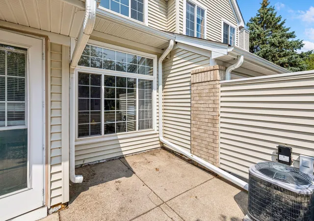 Photo 2 of Single family home for sale at 15321 Greenhaven Ln #107, Burnsville, MN 55306 | MLS# 7116357 | Listing updated on 2026-08-10