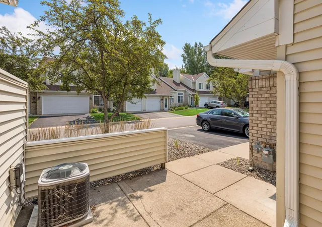 Photo 3 of Single family home for sale at 15321 Greenhaven Ln #107, Burnsville, MN 55306 | MLS# 7116357 | Listing updated on 2026-08-10