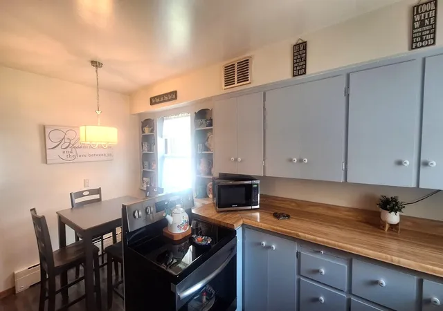 Photo 2 of Single family home for sale at 1201 Mountain Ave, Walhalla, ND 58282 | MLS# 7116363 | Listing updated on 2026-09-01