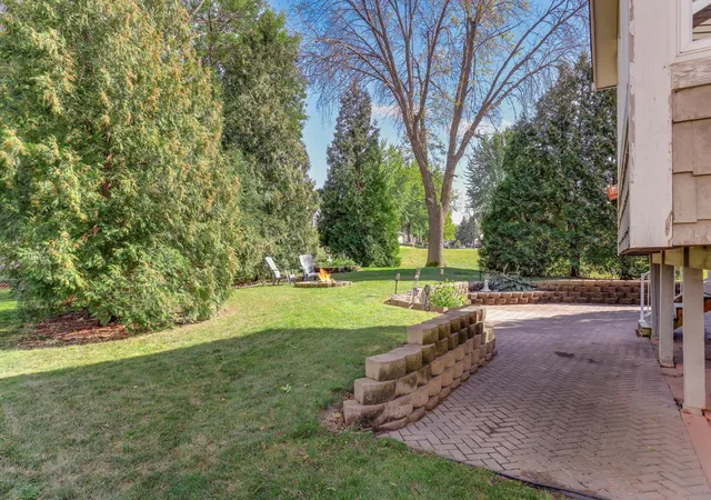 Photo 3 of Single family home for sale at 1235 Spring Hl Rd, Waconia, MN 55387 | MLS# 7116375 | Listing updated on 2026-09-19