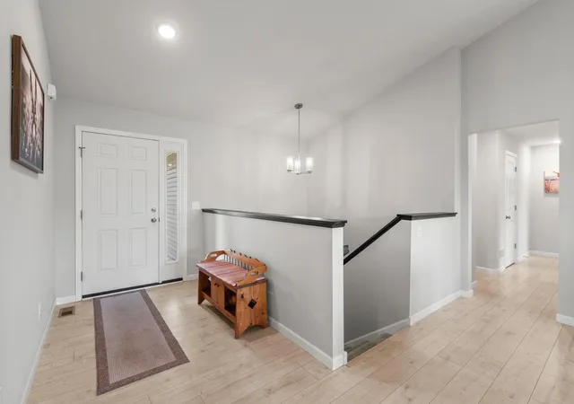 5th image of 1406 Balsam Ln, Watertown, MN 55388 | MLS# 7116383