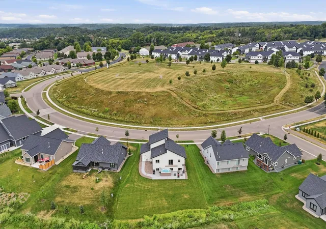 14th image of 2578 Meadows Dr, River Falls, WI 54022 | MLS# 7116385