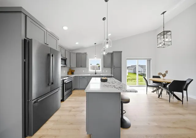 3rd image of 2578 Meadows Dr, River Falls, WI 54022 | MLS# 7116385