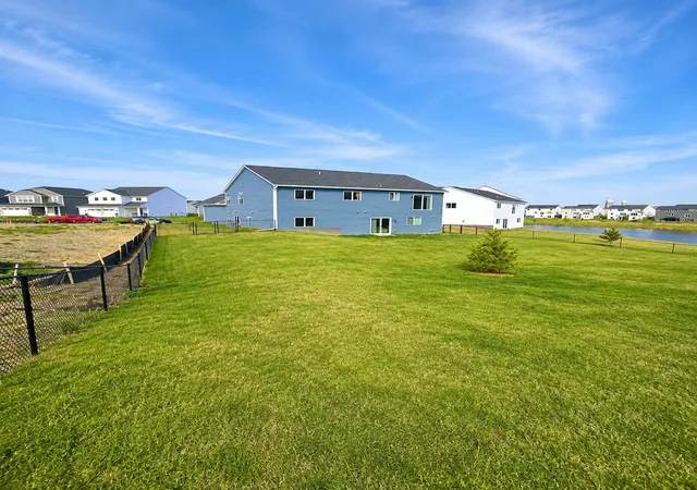 4th image of 2615 Ivan Ave Ne, Saint Michael, MN 55376 | MLS# 7116437