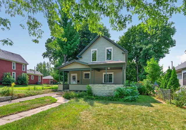 Photo 2 of Sale Pending at 663 Smith Ave S, Saint Paul, MN 55107 | MLS# 7116441 | Listing updated on 2026-10-09