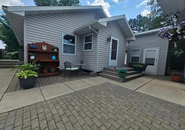 1st image of 701 N Auburn Ave, Eveleth, MN 55734 | MLS# 7116443