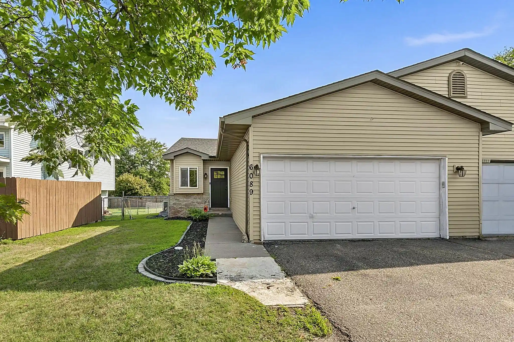 Listing Photo 20 - Condo for sale in 6089 Mill Run Rd located at 6089 Mill Run Rd, Monticello, MN 55362 - Unit 6089 Ml Run Rd