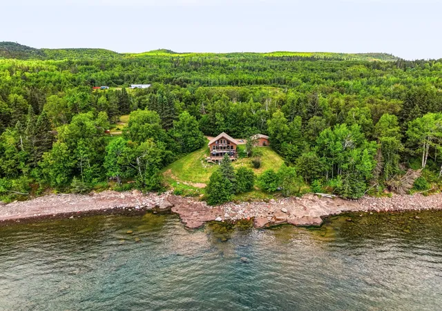 Photo 1 of Single family home for sale at 6176 Highway 61, Silver Bay, MN 55614 | MLS# 7116475 | Listing updated on 2026-10-07